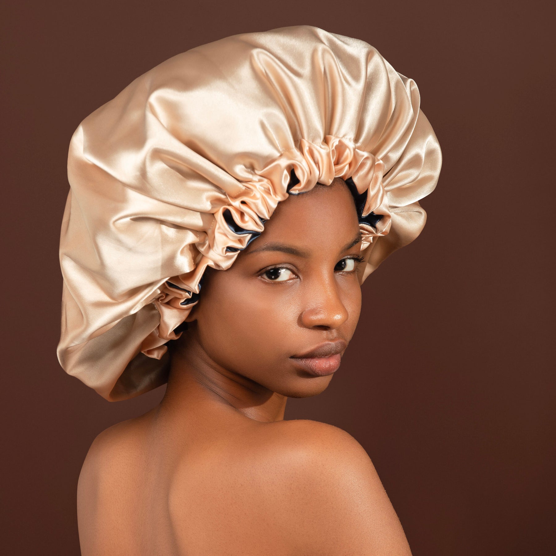 Bonnet en Satin Réversible avec Cordon Réglable – TU