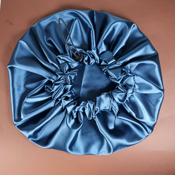 Bonnet en Satin Réversible avec Cordon Réglable – TU